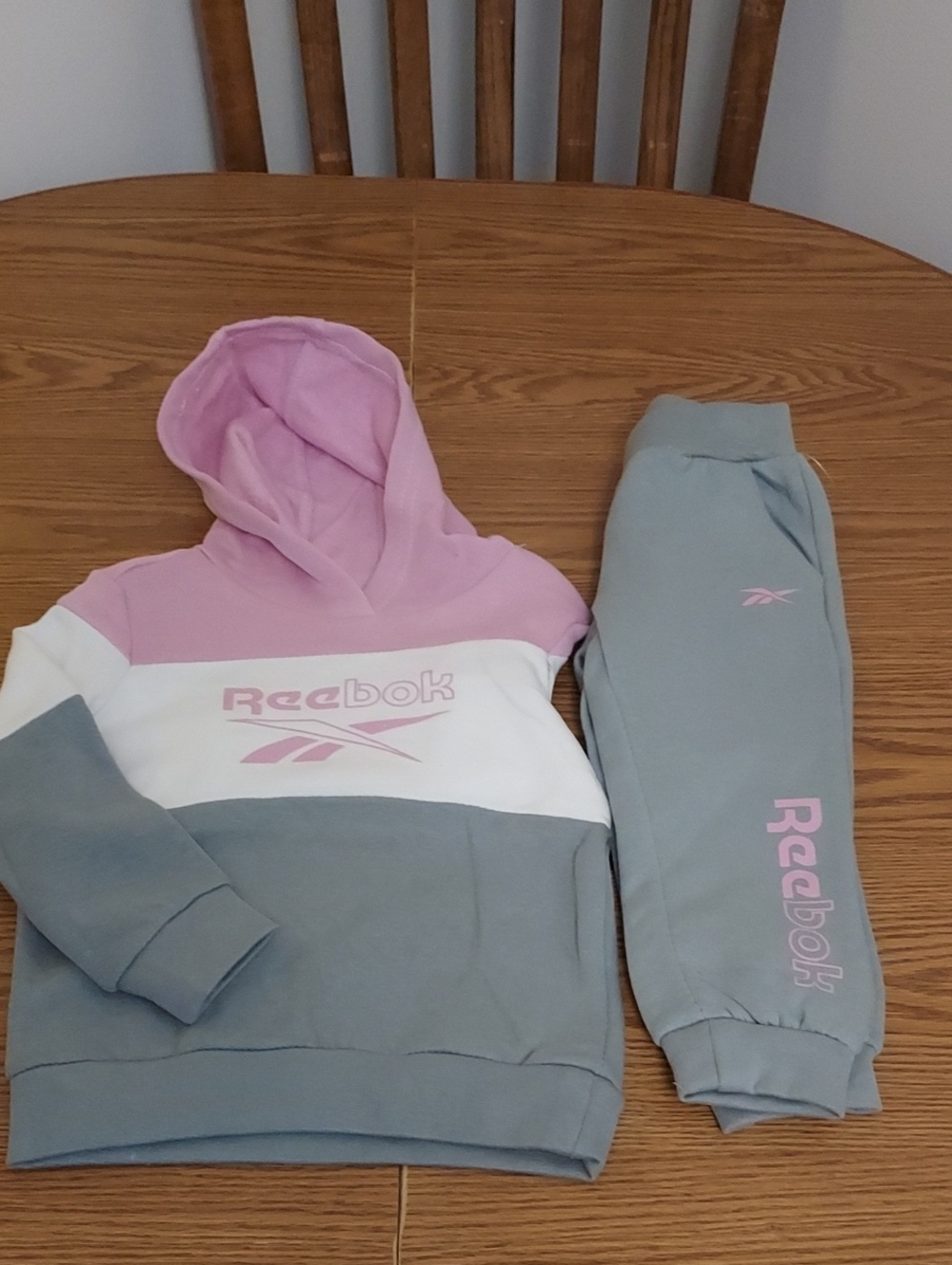 Reebok Jogger Set